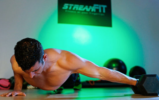 VIDEO: Ojačajte si roke in ramena