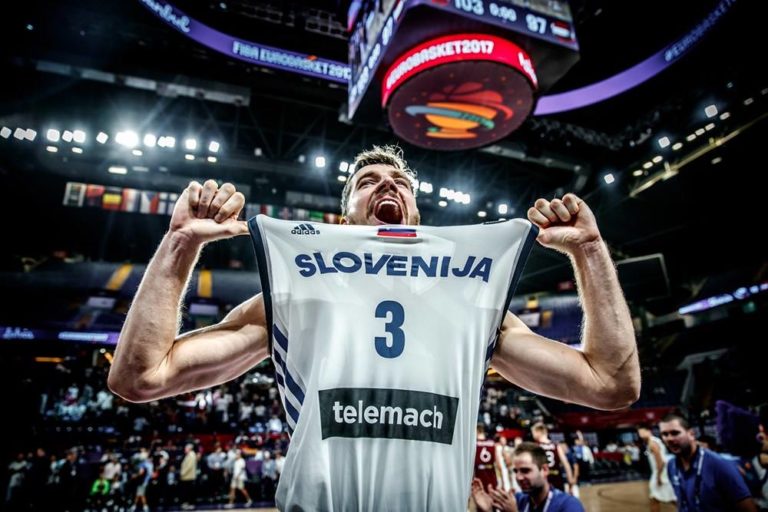 Slovenci v polfinalu Eurobasketa 2017!