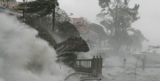 VIDEO: Irma že pustoši po jugu Floride, za beg je prepozno