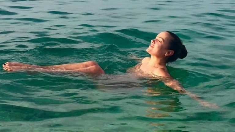 VIDEO: To je novi izbranec Alenke Košir. Zlobni jeziki pravijo, da bo spet jokala