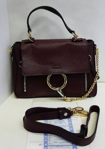 Torbica: Eleganten dodatek vsake ženske