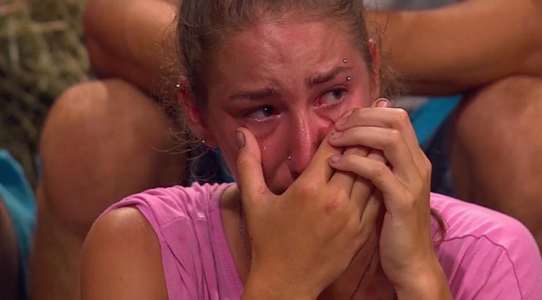 Kaj takega v Kmetiji ne pomnimo: vsi jokali še pred bojem