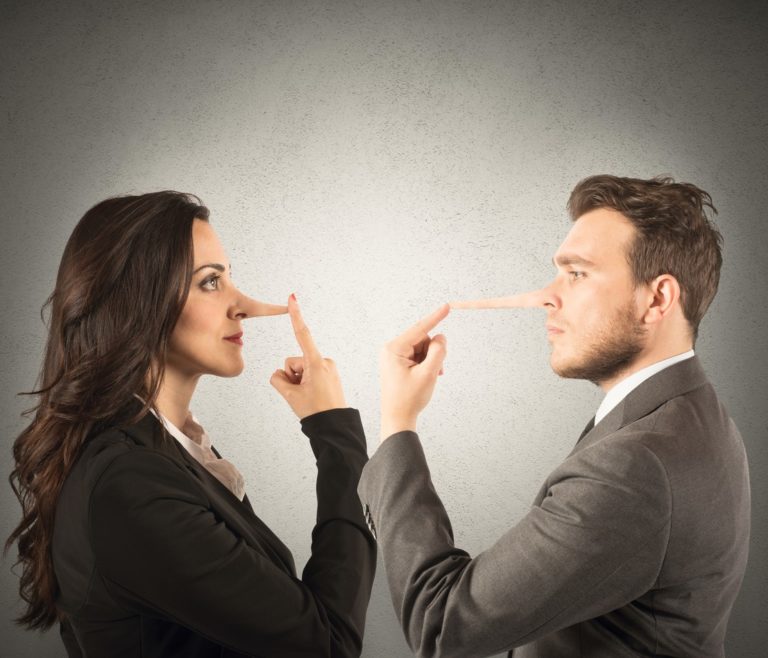 Kako ugotoviti, ali vam dekle v SMS sporočilu laže?