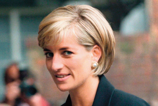Neverjetno! Lady Diana in predsedniška kandidatka sta si tako podobni!