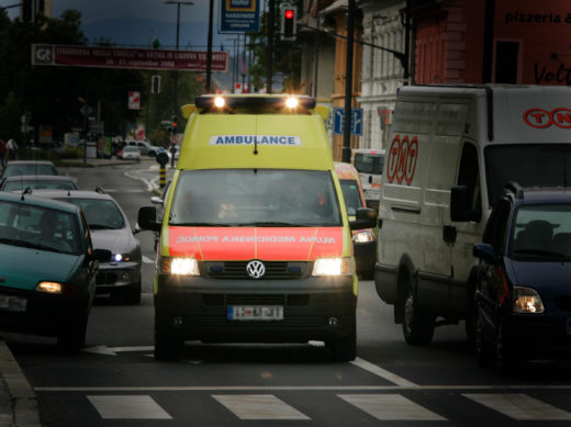 Usodno večerno plezanje: Oseba padla v globino, pomoči ji ni bilo