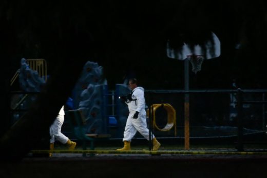 Mariborčan (30), v besu v lokalu po pištolo in streljal