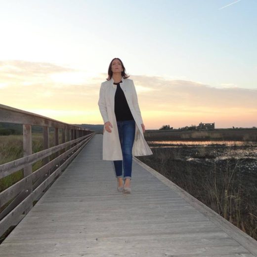 BREZČUTNOST EUGENIJE CARL Tri tedne je reveža opazovala in celo fotografirala