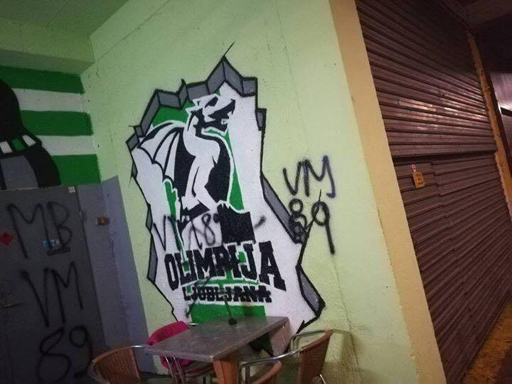 FOTO: PRED DERBIJEM KRŠENO NENAPISANO PRAVILO NAVIJAČEV G***, smrdljiva, j*** pohorski študentki