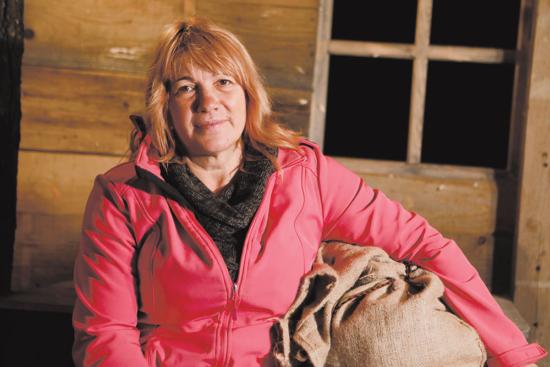 TRAGIČNA ZGODBA SABINE (KMETIJA) Moškemu umivala noge, on pa nad njo z udarci in žaljivkami