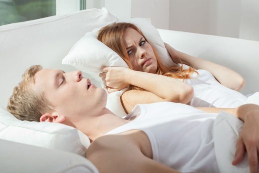 VIDEO: S čim preprečiti smrčanje?