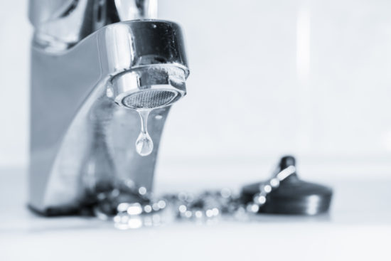 V bolnišnici pristalo 100 ljudi – V vodovodnem sistemu žalske komunale norovirus