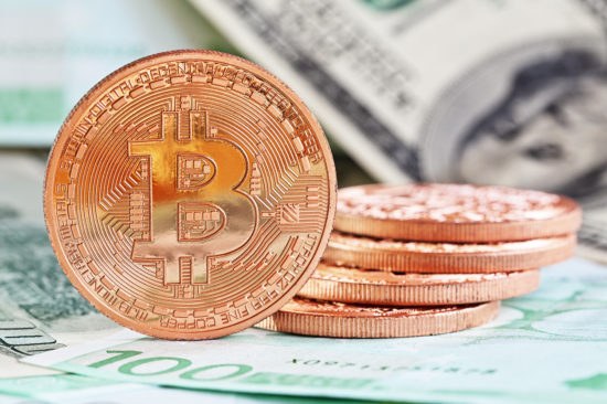IZ TISKANE ŠTEVILKE Se ukvarjate z Bitcoini? Tako se izognete 45-odstotnem obdavčenju!