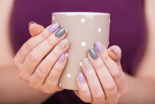 Na osnovi svojega horoskopa izberite barvo laka, ki pristaja vašim nohtom