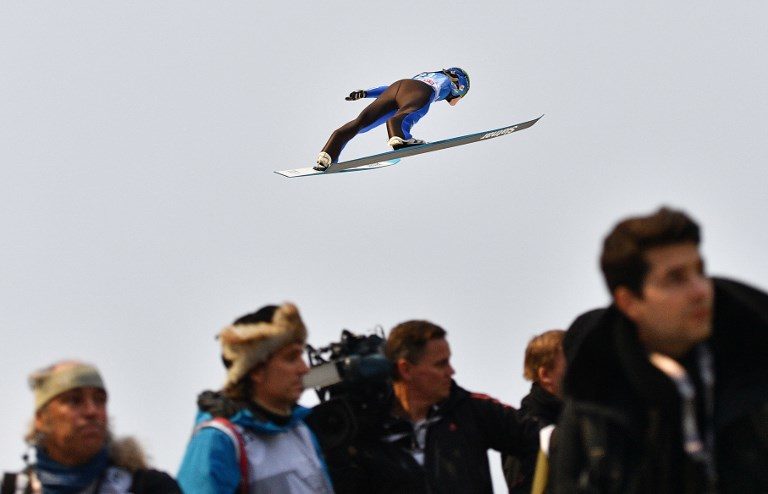 VRNIL SE JE DOMEN PREVC Obakrat je imel najdaljšo daljavo na Kulmu