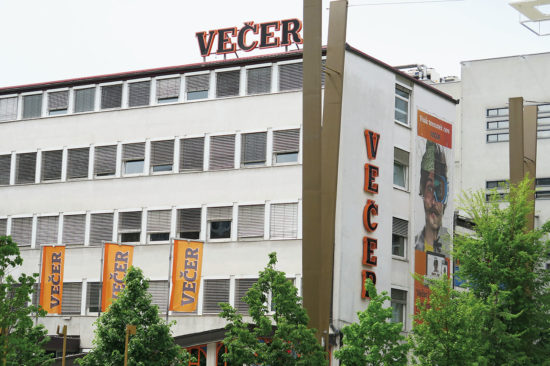 IZ TISKANE IZDAJE: Ups, Večer!