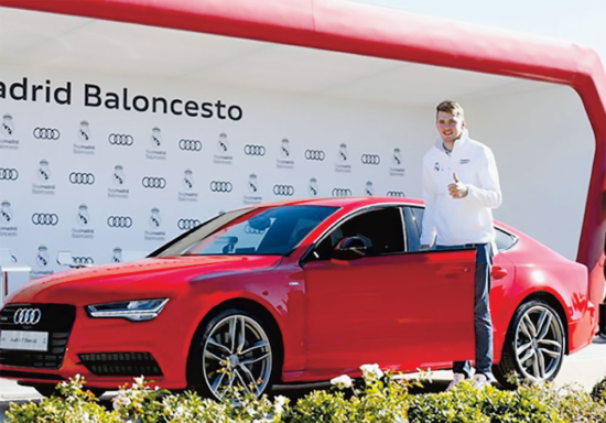 VAV! Ste videli, kaj je dobil Luka Dončić?