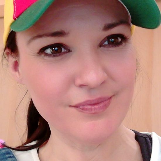 Alenka Gotar v solzah