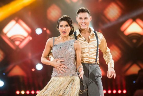 POČILO ŽE PO DRUGI ODDAJI ŠOVA ZVEZDE PLEŠEJO Gledalci ogorčeni, zahtevajo rezultate