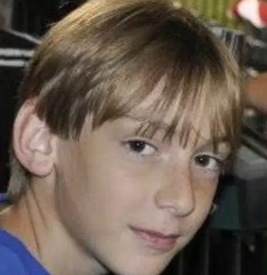 NOV ŠOK NA V SREDNJI ŠOLI Najstnik ustrelil nekdanje dekle