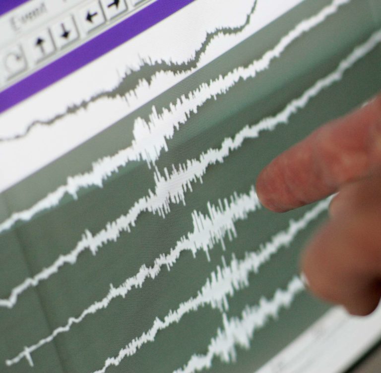 V Petrinji potres: Kot bi eksplodirala bomba! Spet se je tresla Slovenija