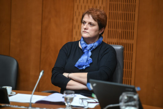 PREISKOVALNA KOMISIJA: Poslancev zdravstvo ne zanima