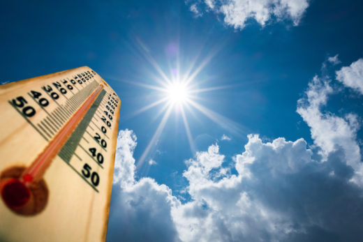 Napovedujejo prvi letošnji vročinski val: Kakšne bodo temperature in kdaj je pričakovati vročinske nevihte