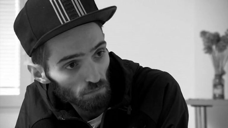 ZA GORANOVO (30) SMRT KRIVIJO SLOVENIJO Prišel je dan usode, ko si kljub borbi zapustil ta svet