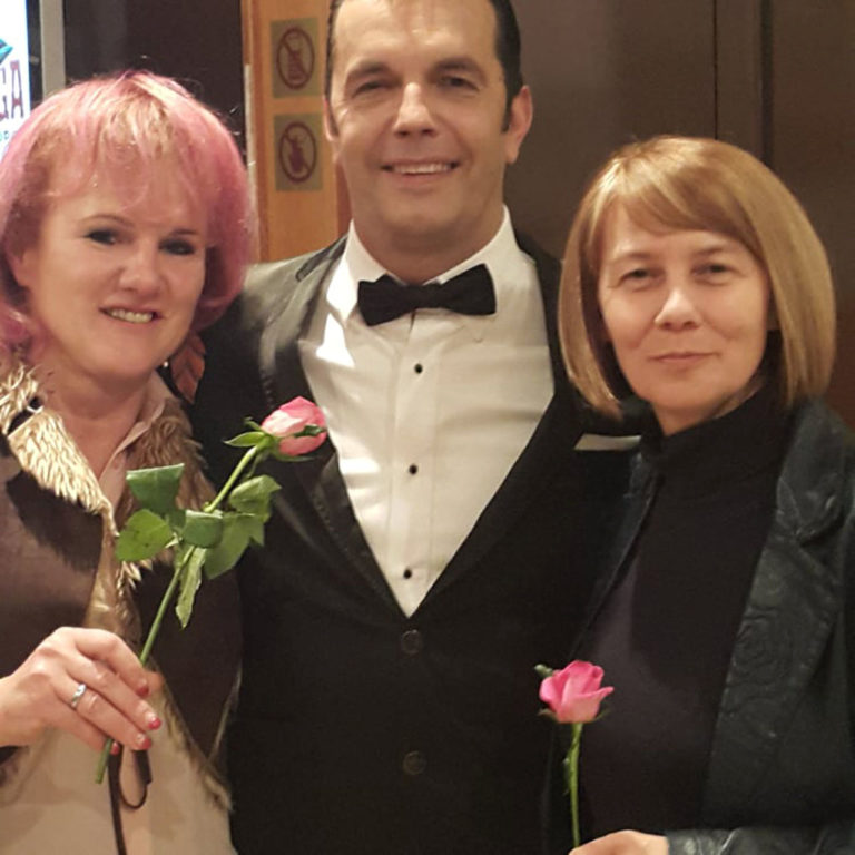 Rok Ferengja: Pravi kavalir, delil je vrtnice!