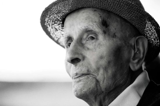 SLOVENIJA ŽALUJE V 111. letu starosti je umrl njen najstarejši državljan