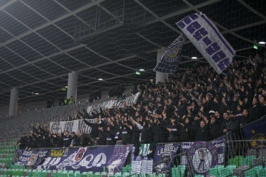 POLICISTI PREPREČILI NAJHUJŠE Aretirali 56 Viol in Green Dragonsov