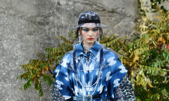 ŠIK: Na piedestalu so barvite jakne