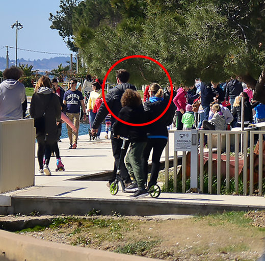 Cerar v Portorožu ujet s skrivnostno spremljevalko