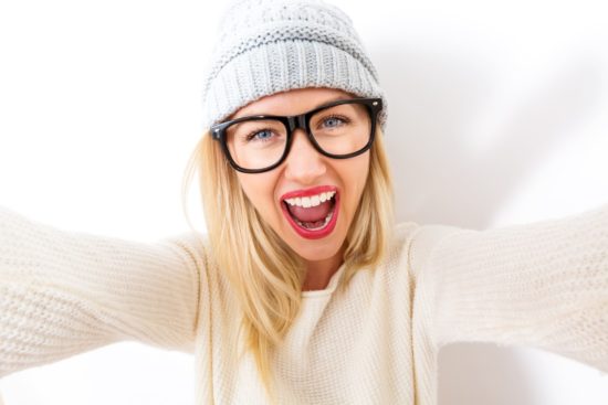 Zakaj smo na »selfiju« videti drugače kot v živo?