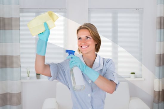 Hitro umivanje oken brez madežev in sledi