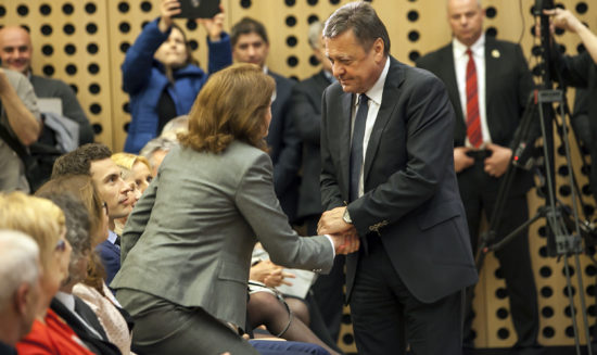 Cerar, Erjavec in Židan v paniki, Alenka Bratušek se vrača k Zoranu Jankoviću