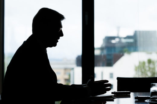 PREDVOLILNO DRUŽENJE: Odstopljenega Cerarja obiskuje samo še prišepetovalec propadlih politikov Jankovića in Golobiča