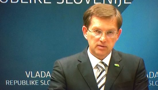 Fiasko Mira Cerarja, premagal ga je Državljan K, upokojenec