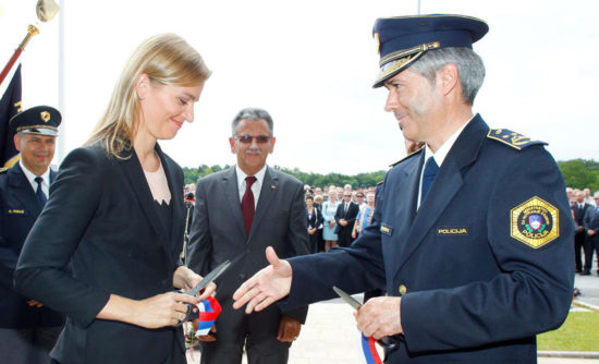 Nasprotniki privatizacije državnih bank živijo slogan NLB »vem zakaj«