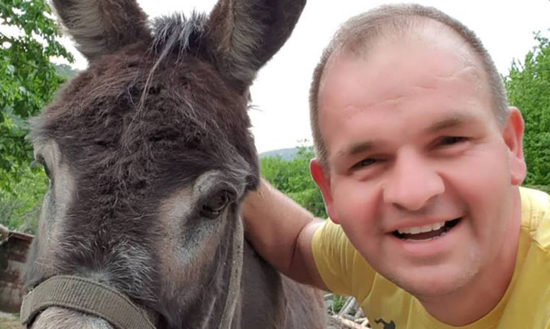 Kaj je v parku naredil Bojan Papež svoji ženi? Uživala sta oba!