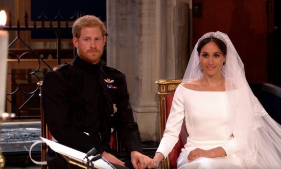 Družabna omrežja se šalijo na račun kraljeve poroke. Smeh zagotovljen!