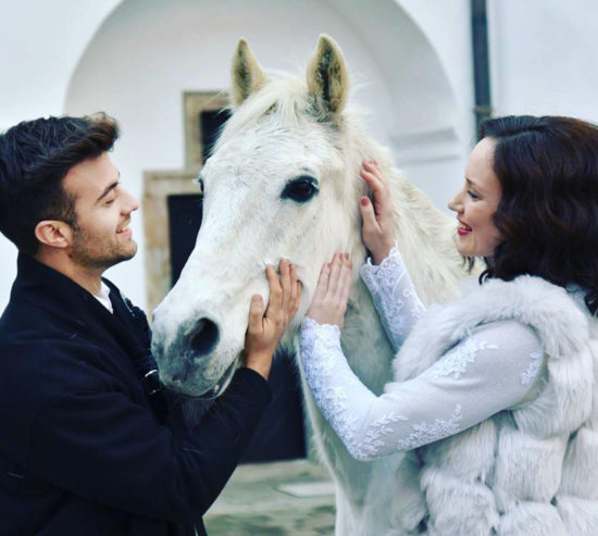 Kavbojski slog mu nadvse pristaja