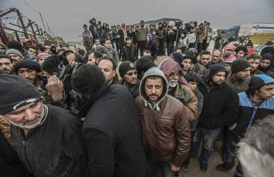 MIGRANTSKE SKRIVNOSTI VLADE PRED VOLITVAMI?! Državljanka opozorila na ilegalne pribežnike, nemudoma so jo blokirali