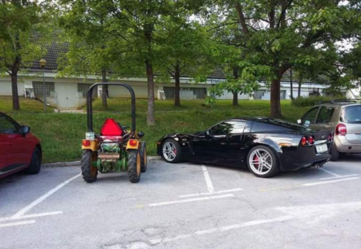 Razlika med kmetom in kmetavzarjem