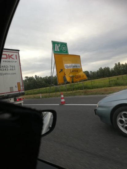 FOTO Nesreča na ljubljanski obvoznici