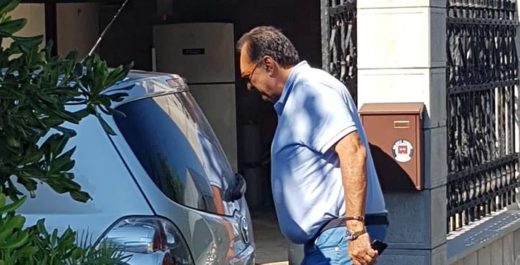 Sodišče Kučanovemu prijatelju v eni uri rešilo premoženje pred izvršiteljem