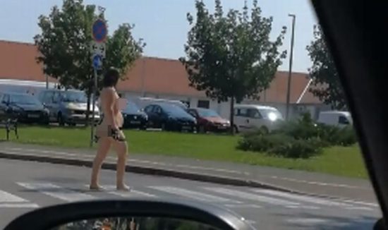 VIDEO: Ostrmeli: Zjutraj gola mimo trgovskega centra
