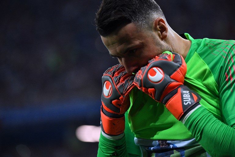 TRGALO SE VAM BO SRCE Hrvoje, to je zate! Hrvaški vratar slavil s pogledom proti nebu