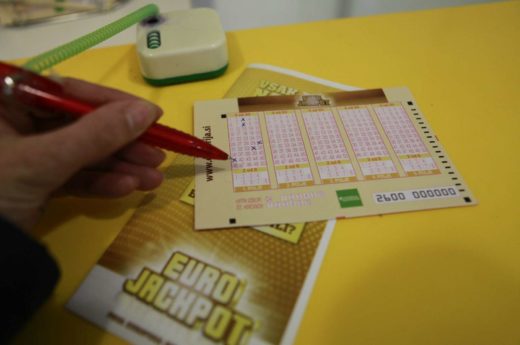 Ponovno izžreban Eurojackpot! Sem gre preko 16 milijonov evrov