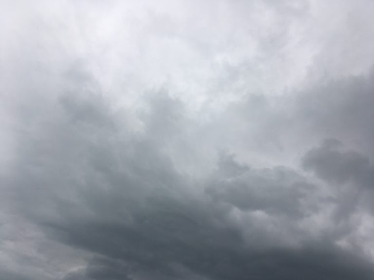 Vas je presenetil močan veter? Ni še konec, to nas čaka ponoči