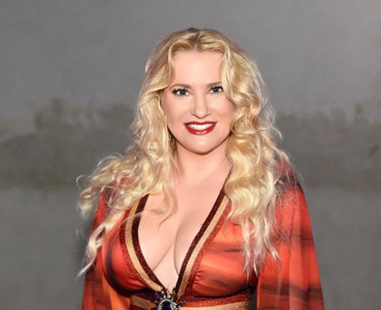 FOTO: Vse buhteče obline Danice Lovenjak v kopalkah